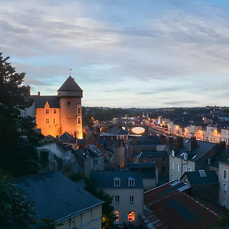 L'attique, Confort, Aere, Centre-ville, Netflix Laval (Mayenne)