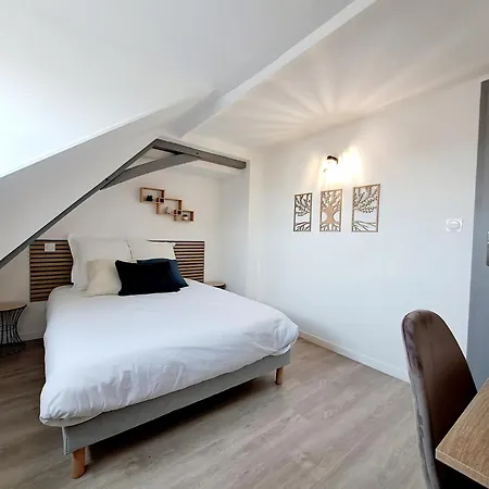 L'attique, Confort, Aere, Centre-ville, Netflix Laval (Mayenne)