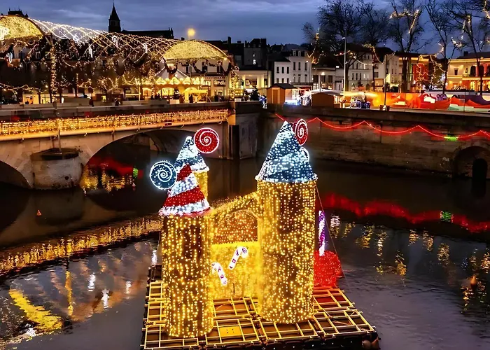 L'attique, Confort, Aere, Centre-ville, Netflix * 拉瓦勒